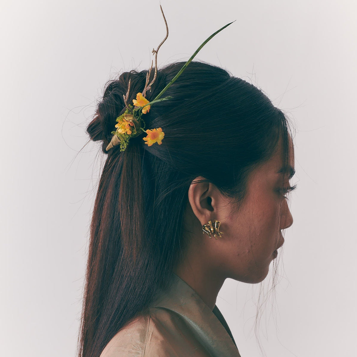Mekar Earrings