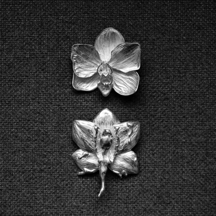 Drip Flower Brooch