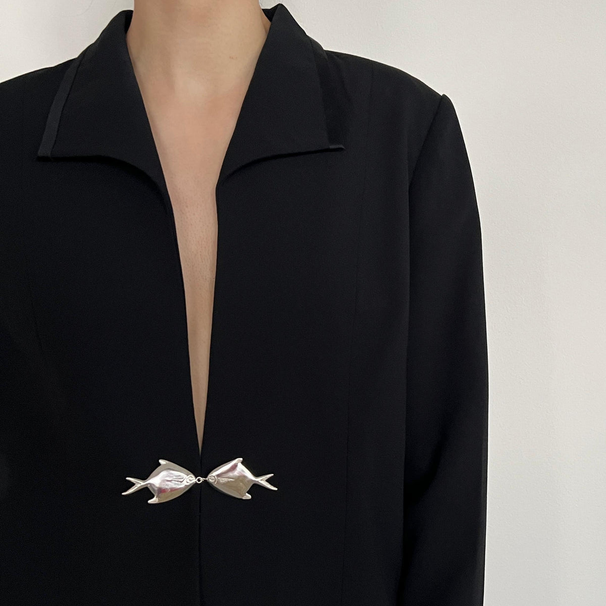 Black Outer with Pomfret Hook